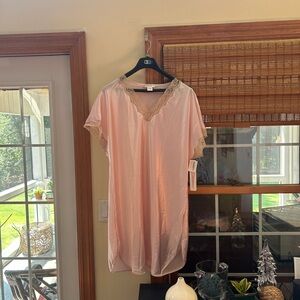 Chic Pink Lace-Trimmed Nightgown